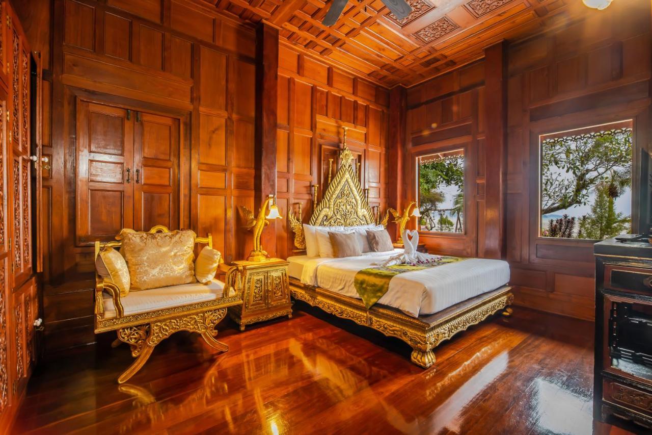 Royal Thai Villa Phuket - SHA Extra Plus Rawai Ngoại thất bức ảnh