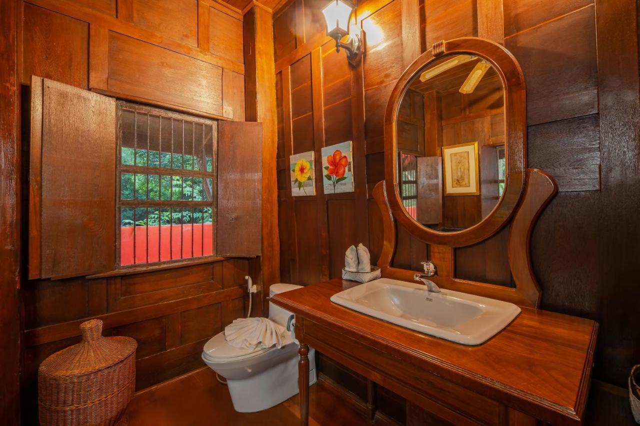 Royal Thai Villa Phuket - SHA Extra Plus Rawai Ngoại thất bức ảnh